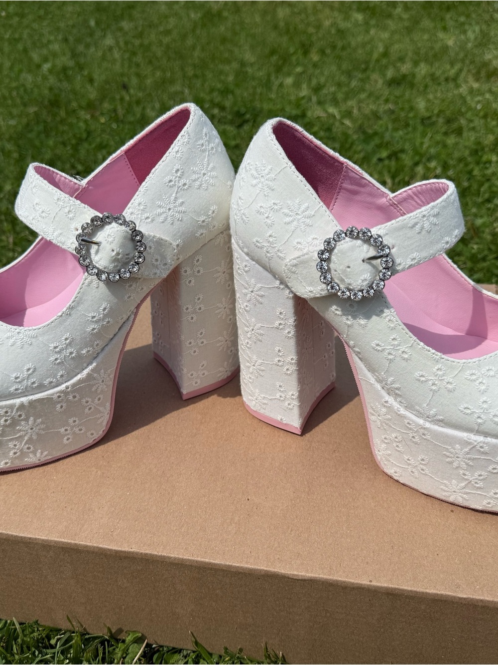Sugar Thrillz White Lace Platform Mary Jane Heels with Rhinestone Buckle - Picture 5 of 7